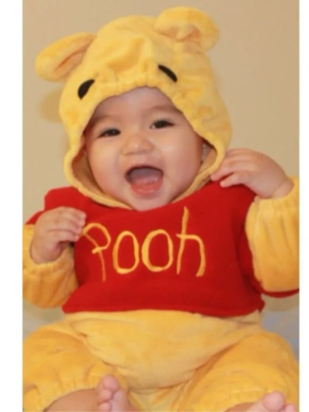 Disney Store Baby Winnie the Pooh Halloween Costume Dress Up Size 6-9 months